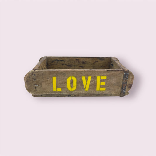 Ziegelform Holz Gelb Love Vintage